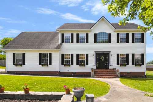 41 Lakeside Dr, London, KY, 40741-8323 | Card Image