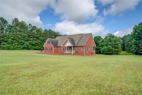 172 Lakeview Dr, Newborn, GA, 30056-2949 | Card Image