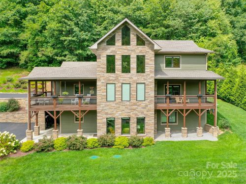 350 Inverness Dr, Waynesville, NC, 28785-6913 | Card Image