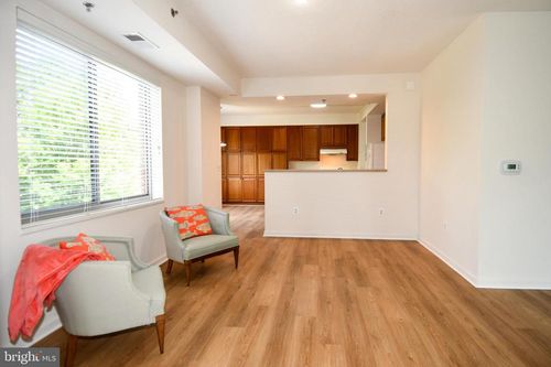 207-3100 N Leisure World Blvd, SILVER SPRING, MD, 20906-8341 | Card Image