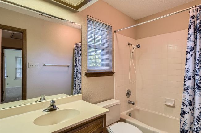 Upstairs bath with tub/shower, vanity | Image 16