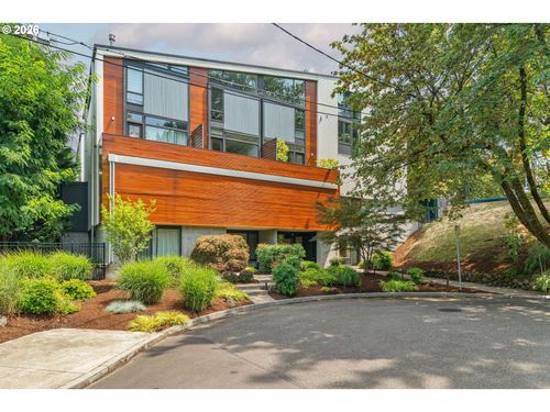 g2-245 Sw Meade St, Portland, OR, 97201 | Card Image