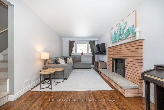 8 Sumac Crt, House other with 4 bedrooms, 2 bathrooms and 3 parking in Deep River ON | Image 13