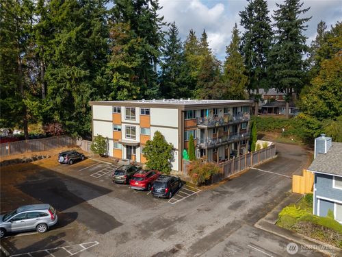 c301-7505 212th St Sw, Edmonds, WA, 98026-7644 | Card Image