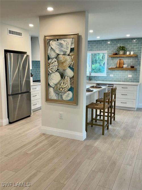 apt-c4-4170 Crayton Rd, NAPLES, FL, 34103-3127 | Card Image