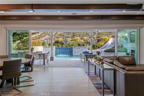 21 Roadrunner Ct, Trabuco Canyon, CA, 92679-5382 | Card Image