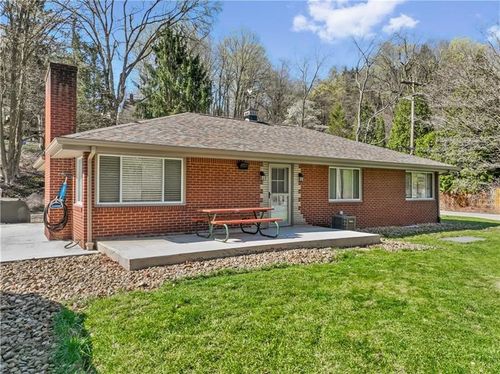 2500 Lincoln Way, White Oak, PA, 15131-2802 | Card Image