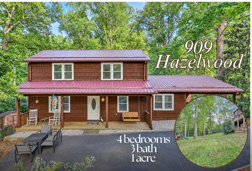 909 Hazelwood Ln, Martinsville, VA, 24112-5615 | Card Image
