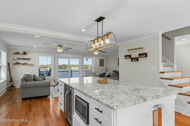 Kitchen/Living/Stairway | Image 28