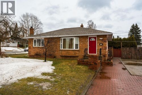 1190 Ewert St, Prince George, BC, V2M2P2 | Card Image