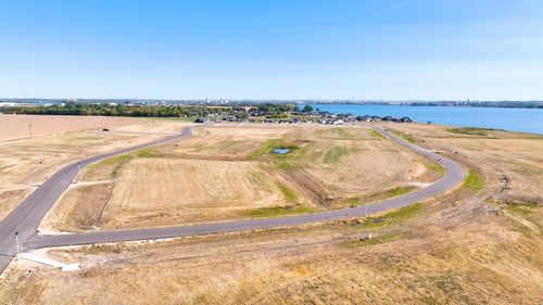 18th-ave-sw-7 18th Ave Sw, Watertown, SD, 57201 | Card Image