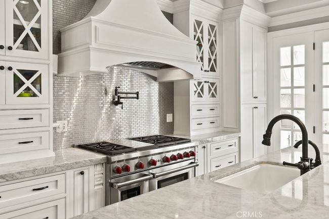 4753 Noble Ave, House other with 6 bedrooms, 6 bathrooms and 2 parking in Sherman Oaks CA | Image 32