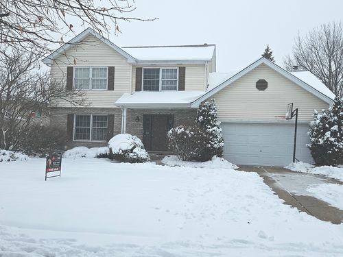 2011 Maplewood Cir, Naperville, IL, 60563-1982 | Card Image