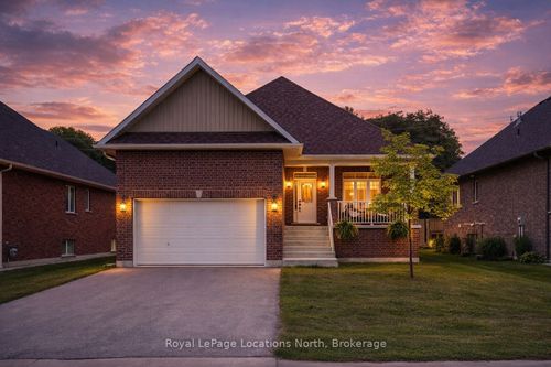 12 Natures Trail, Wasaga Beach, ON, L9Z0H4 | Card Image