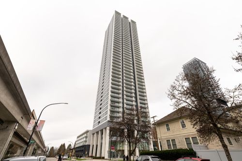 1206-6087 Wilson, Burnaby, BC, V5H4R8 | Card Image