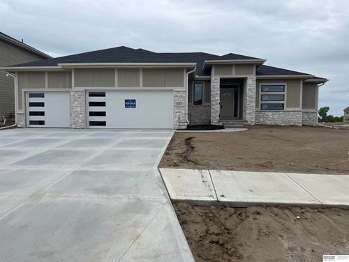 6207 N 209th St, Elkhorn, NE, 68022-5478 | Card Image