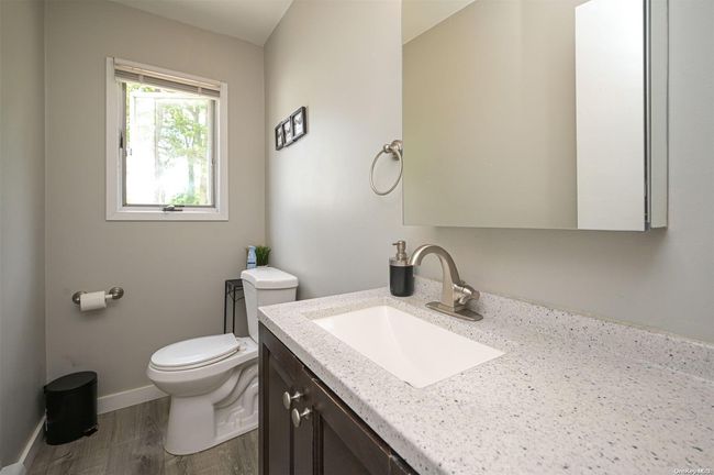 Unit 6 Powder Room | Image 9