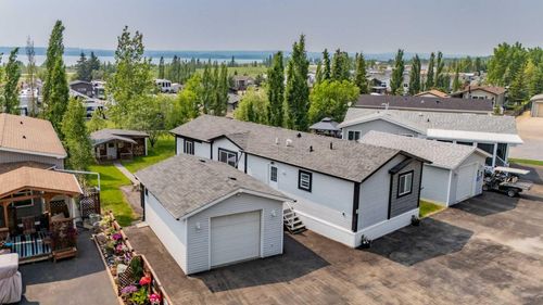 61a-10046 Twp Rd 422, Rural Ponoka County, AB, T0C2J0 | Card Image