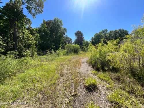 100 N Ms-33 Highway, Roxie, MS, 39661 | Card Image