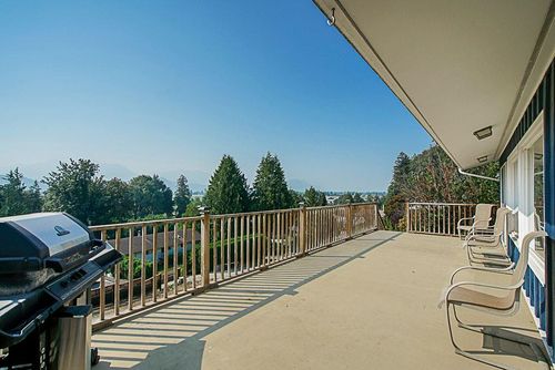 10005 Kenswood Dr, Chilliwack, BC, V2P7N5 | Card Image