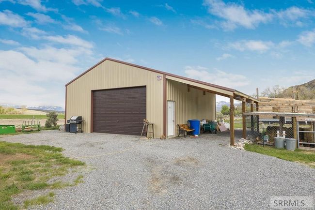 4550 N Us Highway 93, House other with 3 bedrooms, 3 bathrooms and 3 parking in Mackay ID | Image 13