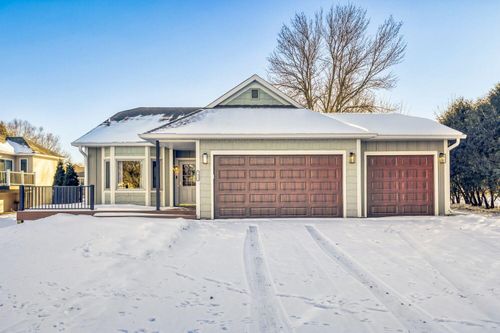 7611 Hilo Ln N, Forest Lake, MN, 55025-9540 | Card Image