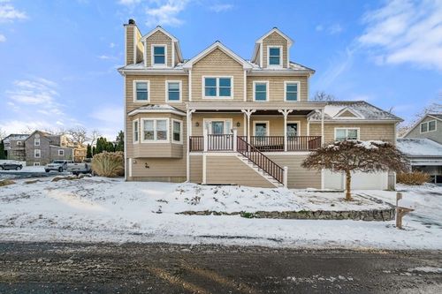 17 Butler Ave, Manchester, MA, 01944-1602 | Card Image