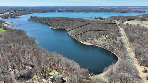 19 Newgate Ave N, Marine On Saint Croix, MN, 55047 | Card Image