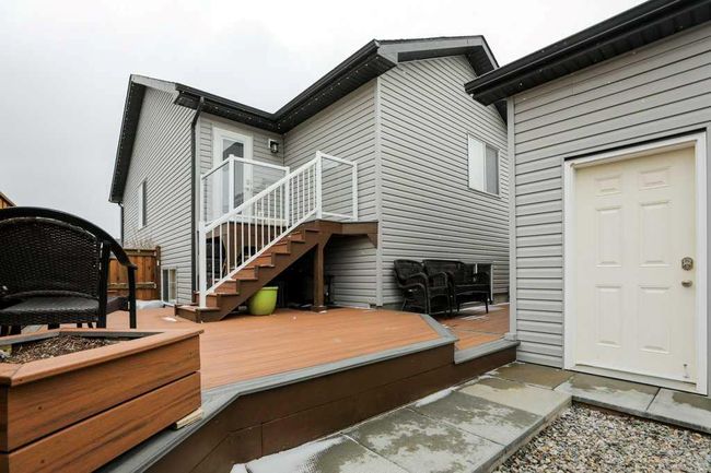 423 Mt Sundance Landing W, Home with 4 bedrooms, 3 bathrooms and 2 parking in Lethbridge AB | Image 18