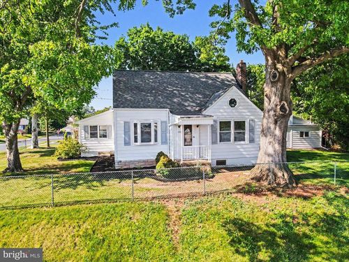 105 Oak Hill Dr, MIDDLETOWN, PA, 17057-2021 | Card Image