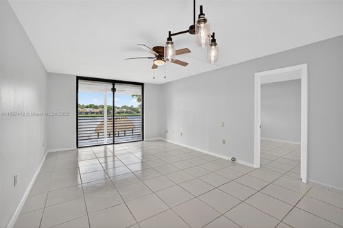 apt-205-1100 Colony Point Cir, Pembroke Pines, FL, 33026-2925 | Card Image