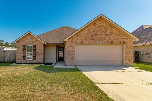 42274 Penrose St, Ponchatoula, LA, 70454-3153 | Card Image