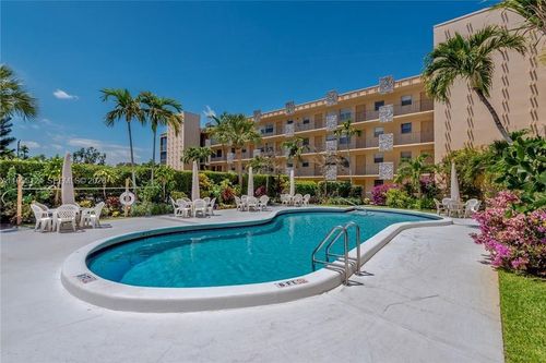 326-2145 Pierce St, Hollywood, FL, 33020-4476 | Card Image