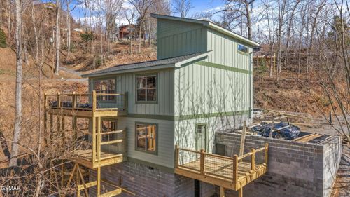515 Woodland Dr, Gatlinburg, TN, 37738 | Card Image