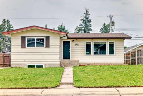 211 Allan Cres Se, Calgary, AB, T2J0T3 | Card Image