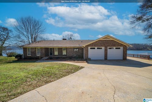 70 Camelot Ln, TALLADEGA, AL, 35160-8216 | Card Image