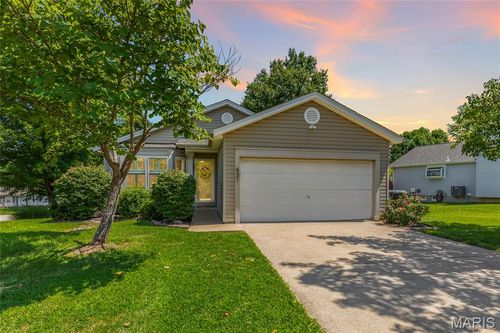 831 Summersong Dr, O Fallon, MO, 63366-3143 | Card Image