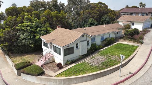 477 Hinds Avenue, Pismo Beach, CA, 93449 | Card Image