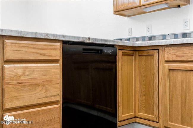 13-Kitchen_ELI04885-Edit | Image 17