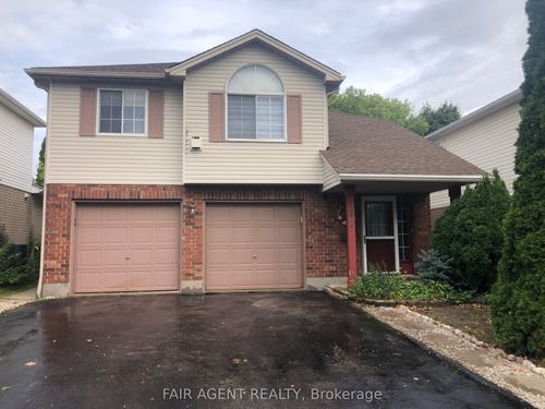 562 Erinbrook Dr, Kitchener, ON, N2E3M8 | Card Image