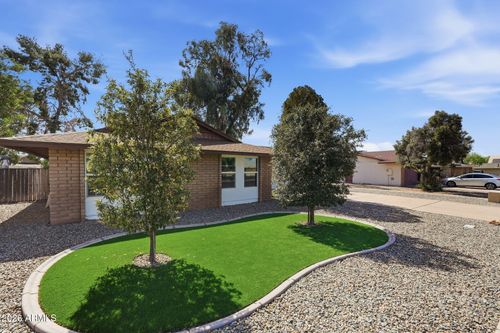 423 W Horseshoe Ave, Gilbert, AZ, 85233-6366 | Card Image