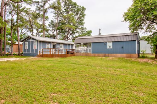 179 Oak St, Nocona, TX, 76255-4914 | Card Image
