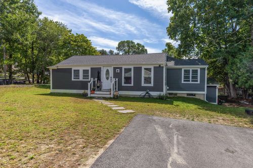 11 Madlyn St, Plymouth, MA, 02360-4243 | Card Image