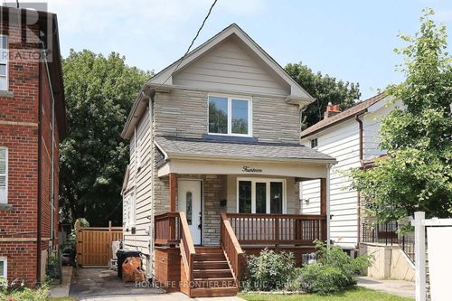 14 26th Street, Toronto (Long Branch), ON, M8V3R3 | Card Image