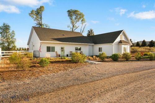 110 Silverwood Loop, Dillon, MT, 59725-8424 | Card Image