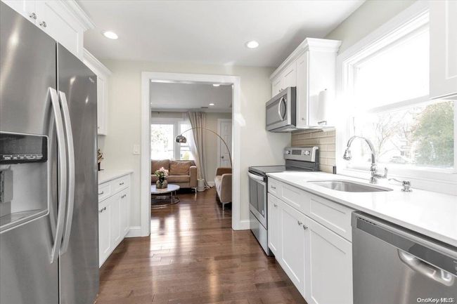 KITCHEN | Image 6