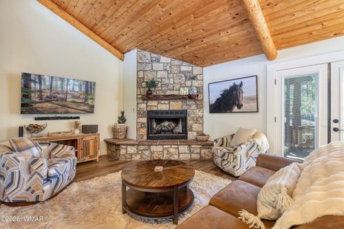 8543 Country Club Dr, Pinetop, AZ, 85935-8716 | Card Image