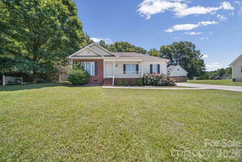 133 Polaris Dr, Wingate, NC, 28174-9502 | Card Image