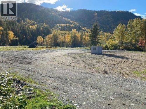 450 Dunn Lake Rd, Clearwater, BC, V0E1N2 | Card Image