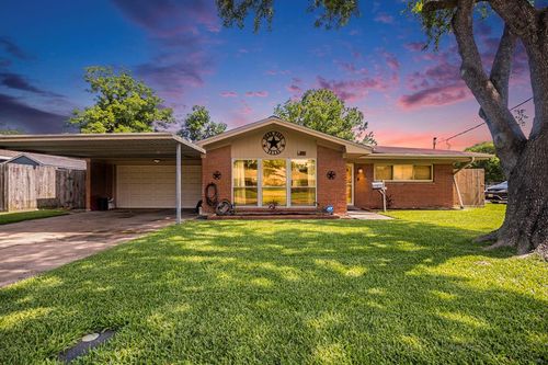 201 E 5th St, Deer Park, TX, 77536-2719 | Card Image